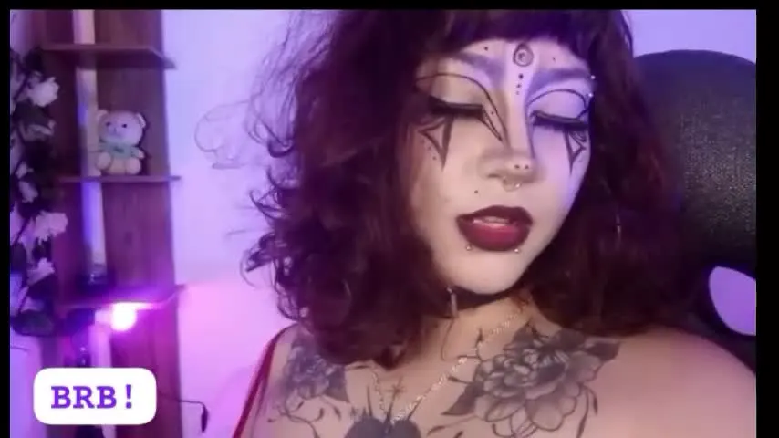 kora_red999 — GOAL: ☆⋆｡♡°‧★⋆ show your little tits ☆⋆｡♡°‧★⋆ [76 tokens remaining] let's Play #bigass #saliva #pvtopen #goth #blowjob