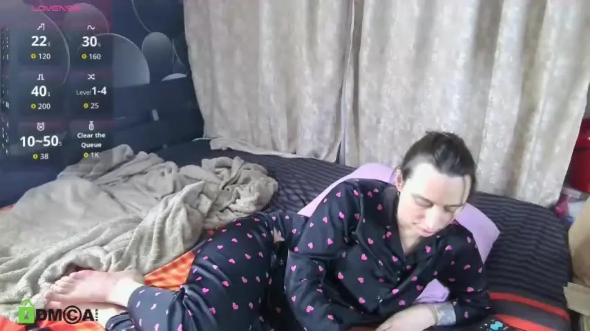 oxi_moon — hand bra [25 tokens left] #new #bigass #nonude #smalltits #tattoo